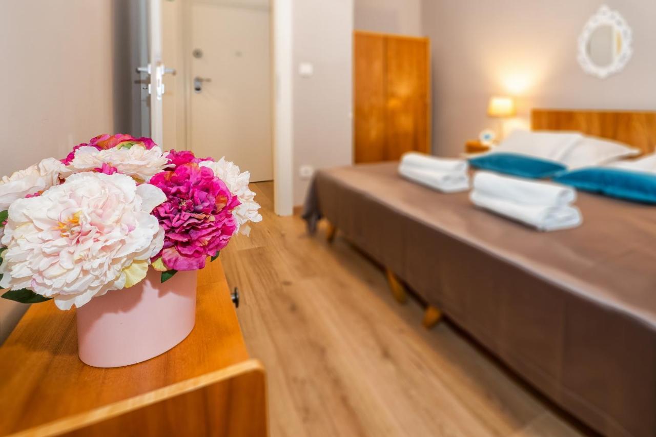 Apartment Queen Teuta In The Heart Of Split Historical Heritage Екстер'єр фото