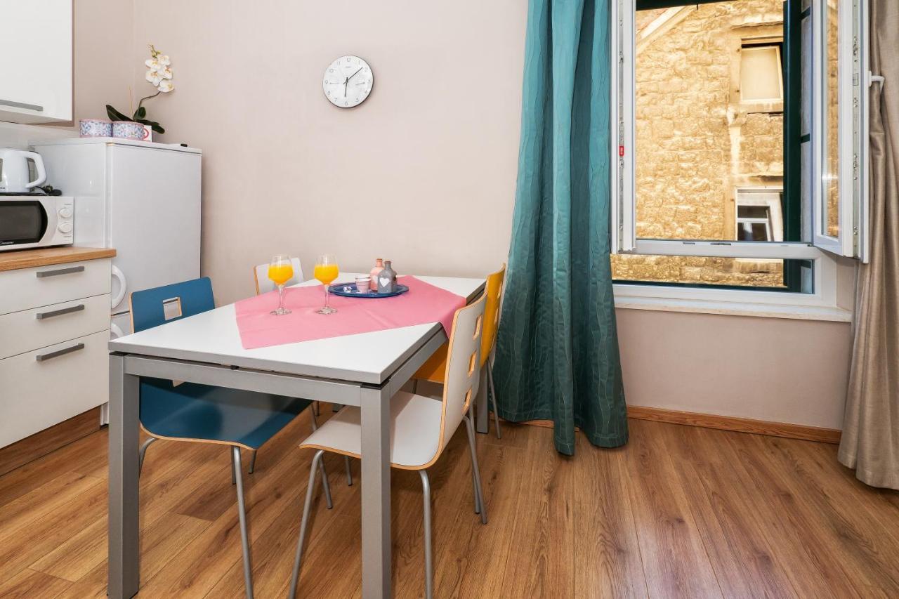 Apartment Queen Teuta In The Heart Of Split Historical Heritage Екстер'єр фото